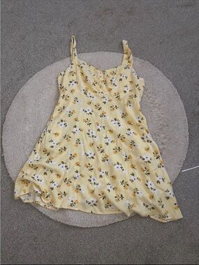 Old navy summer dress .